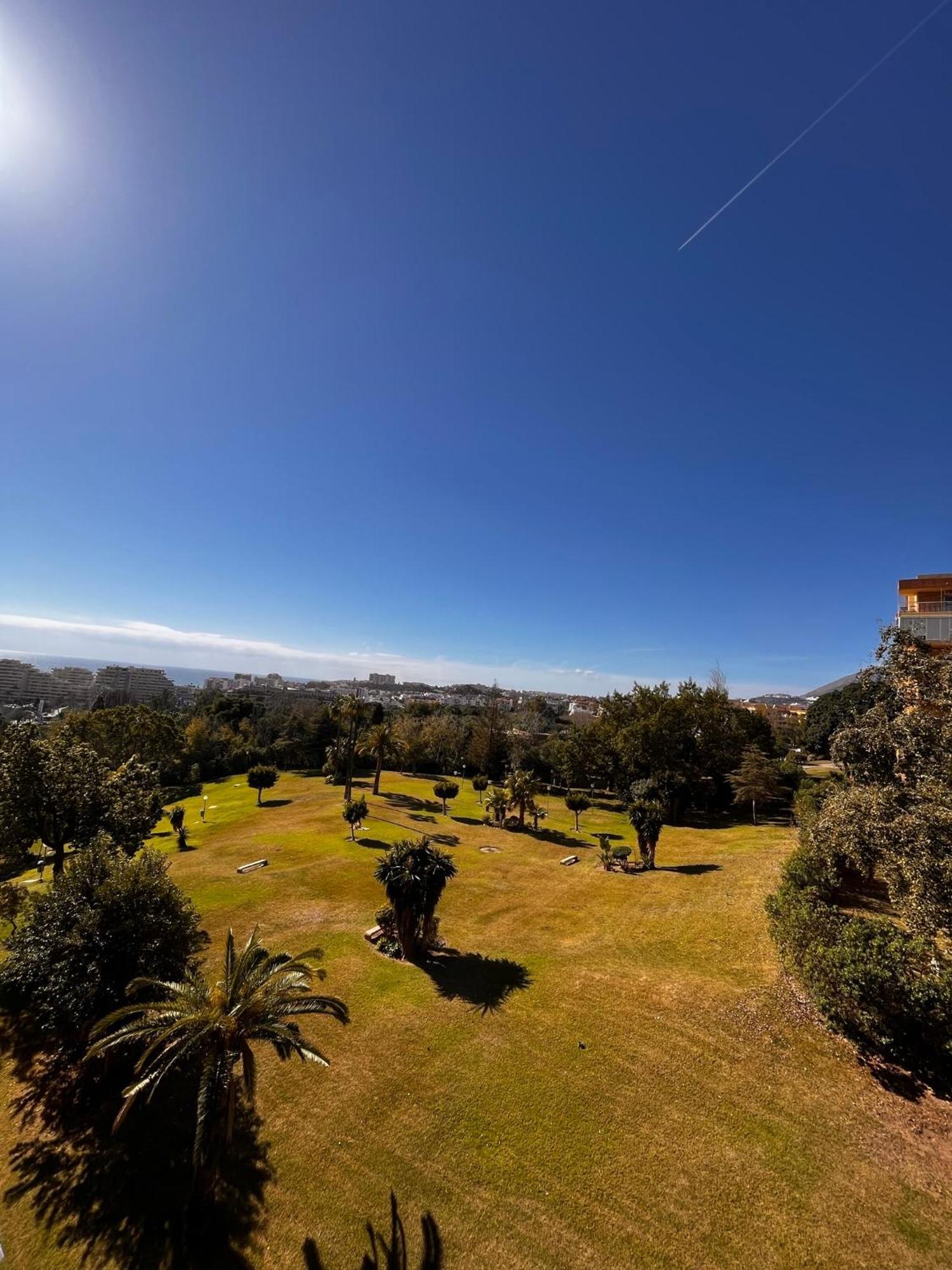 Aparthotel Minerva Benalmadena Ngoại thất bức ảnh